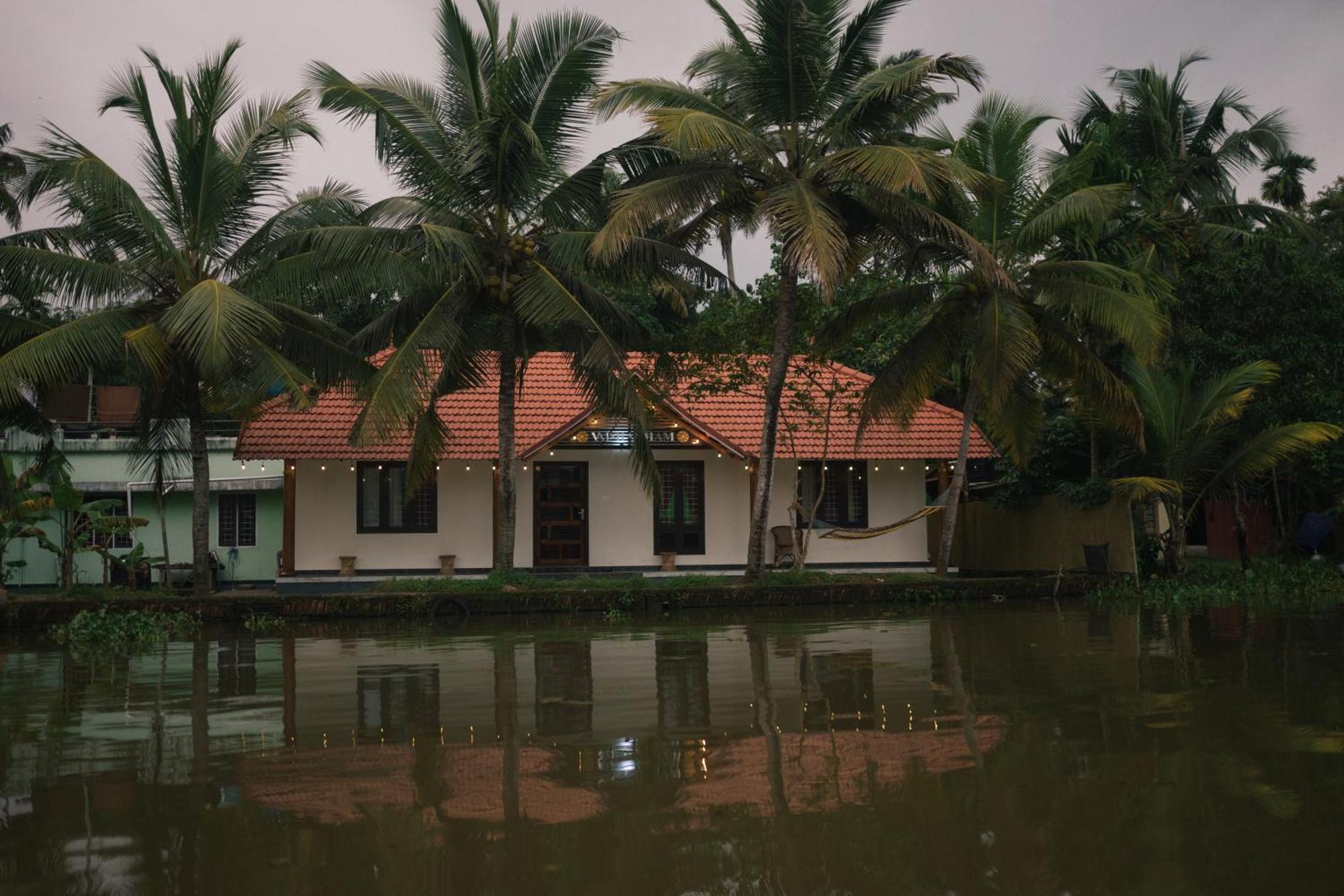 Tulsi Kayal Retreat Apartment Champakulam Exterior photo