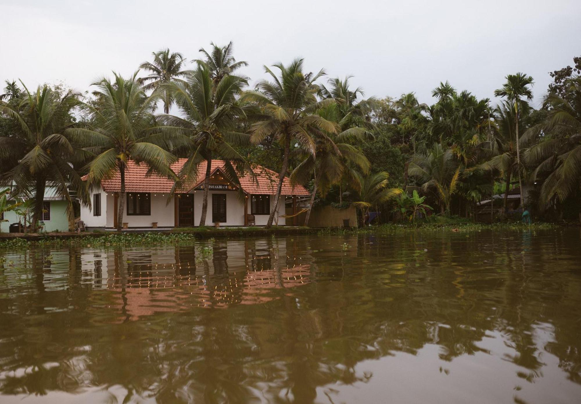 Tulsi Kayal Retreat Apartment Champakulam Exterior photo