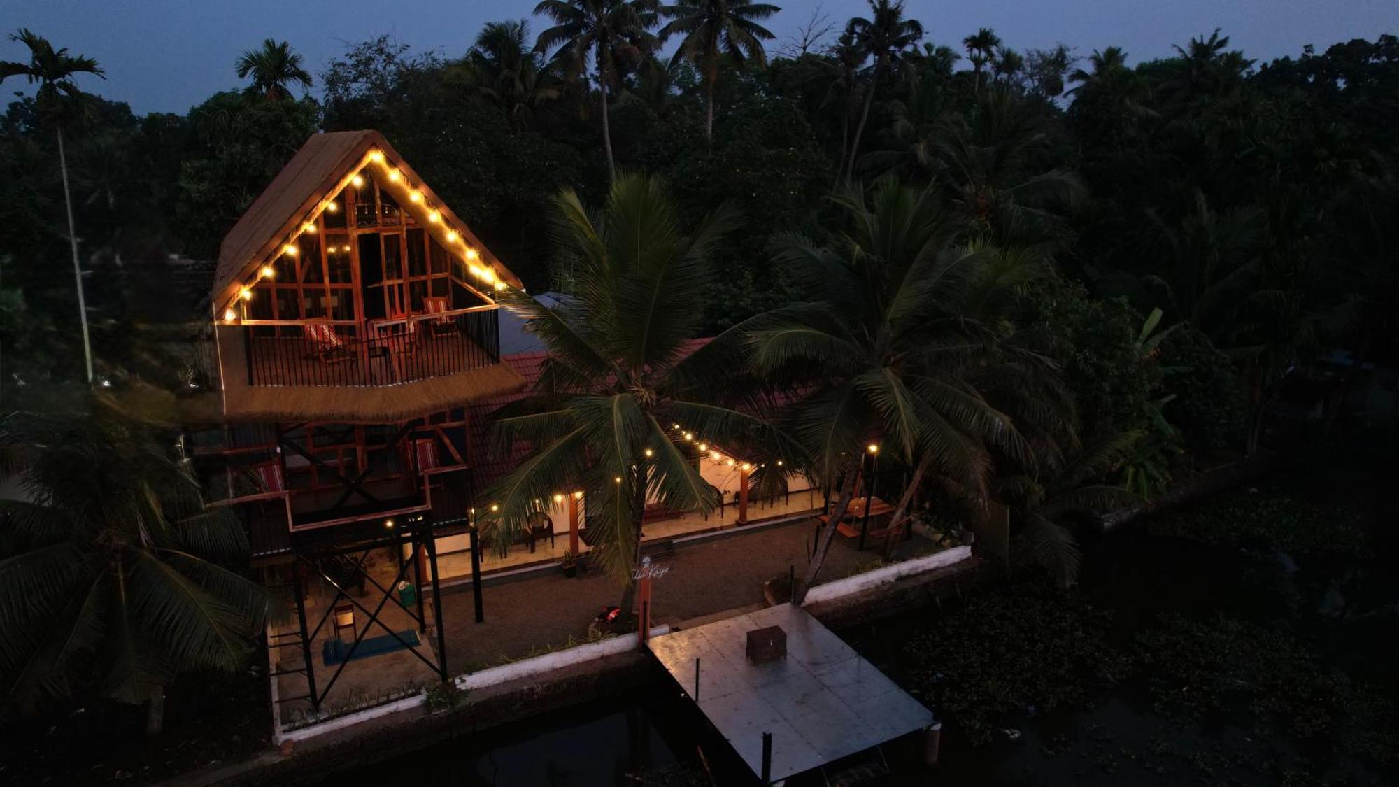 Tulsi Kayal Retreat Apartment Champakulam Exterior photo